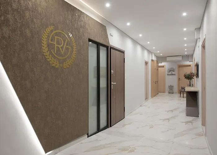 Rob Venture Suites At The Central Of Athens City